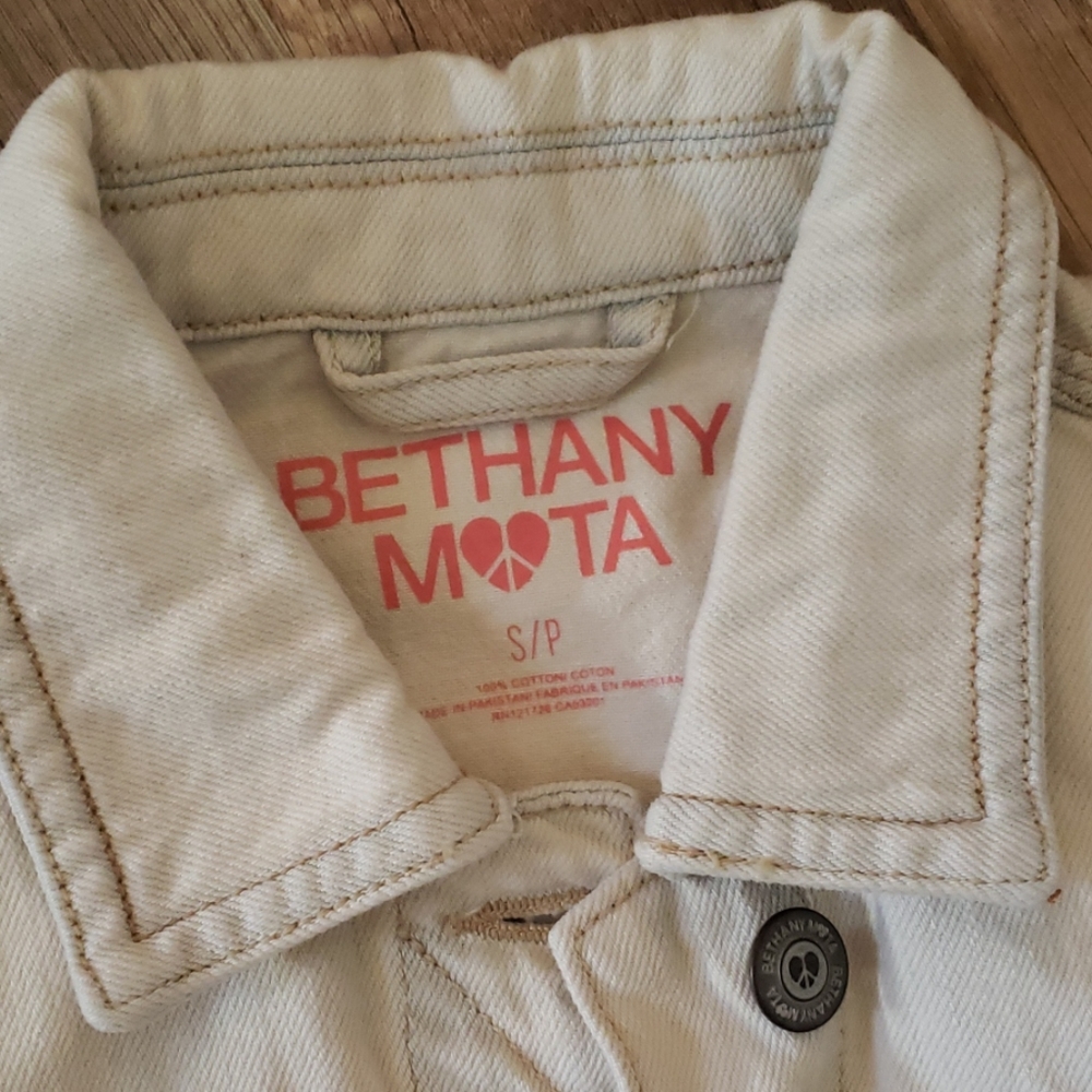 Jean Jacket - Picture 3 of 4